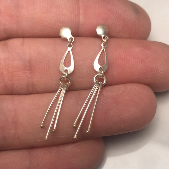 Vintage sterling silver drop stud earrings - Picture 2 of 3